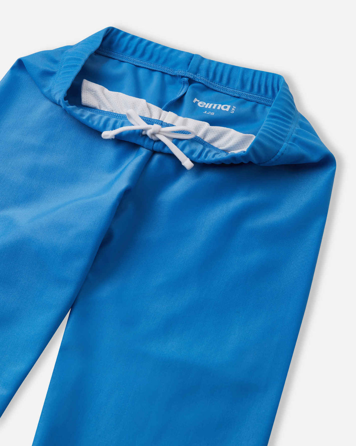 UV-shorts barn Aaltoa