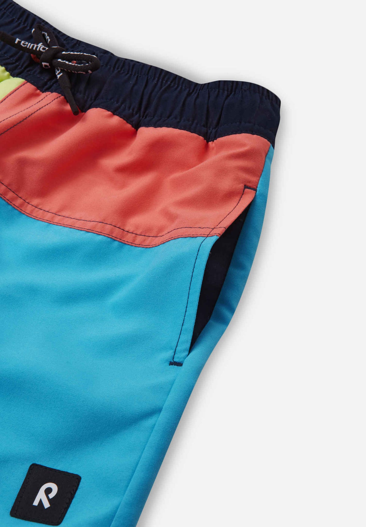 UV-shorts barn Palmu